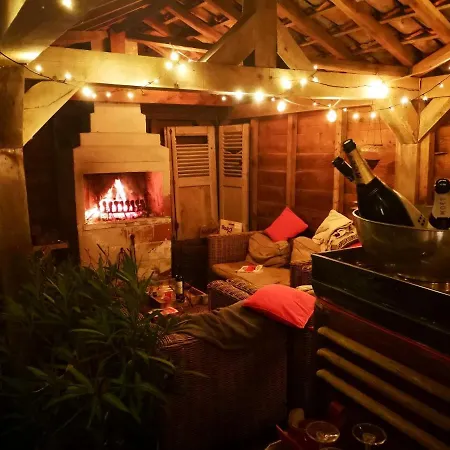 Casa Leone Near Bruges With Jacuzzi & Parking Bed & Breakfast *